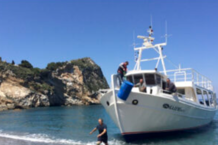 Σκιάθος: Η θάλασσα ξέβρασε 2 πακέτα με κοκαΐνη