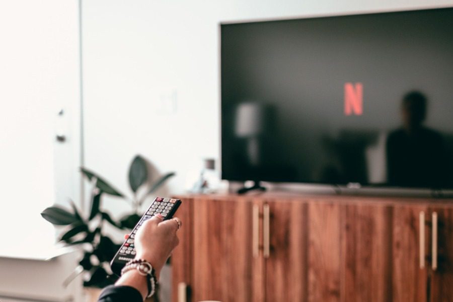 Οι 3 κανόνες του Netflix που όποιος τους παραβιάσει μπορεί να τιμωρηθεί