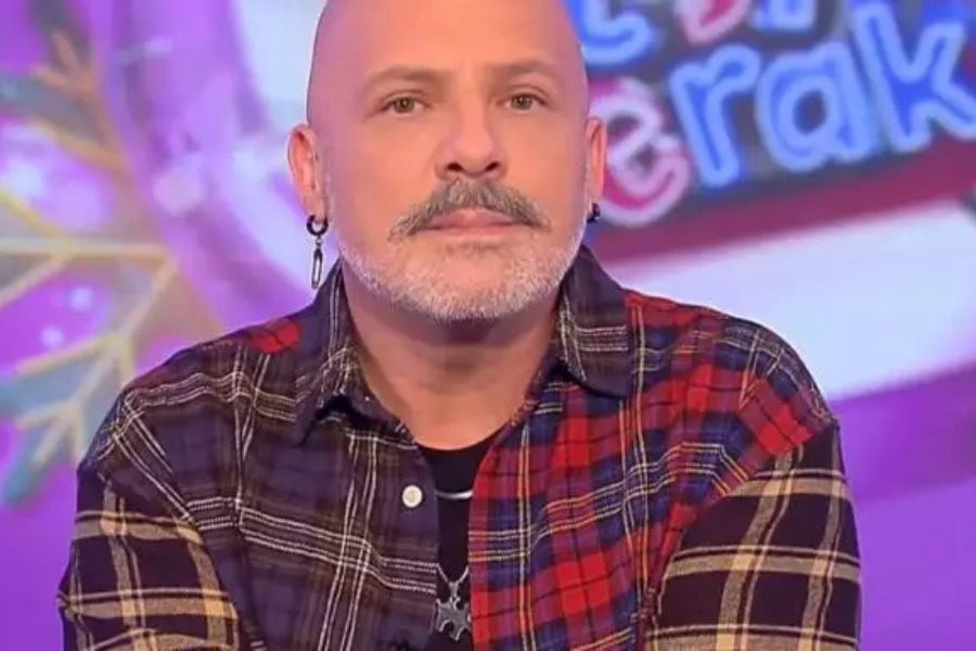 Νίκος Μουτσινάς: Μη βγαίνετε πια να μιλάτε σε εκπομπές, μιλήστε στον εισαγγελέα