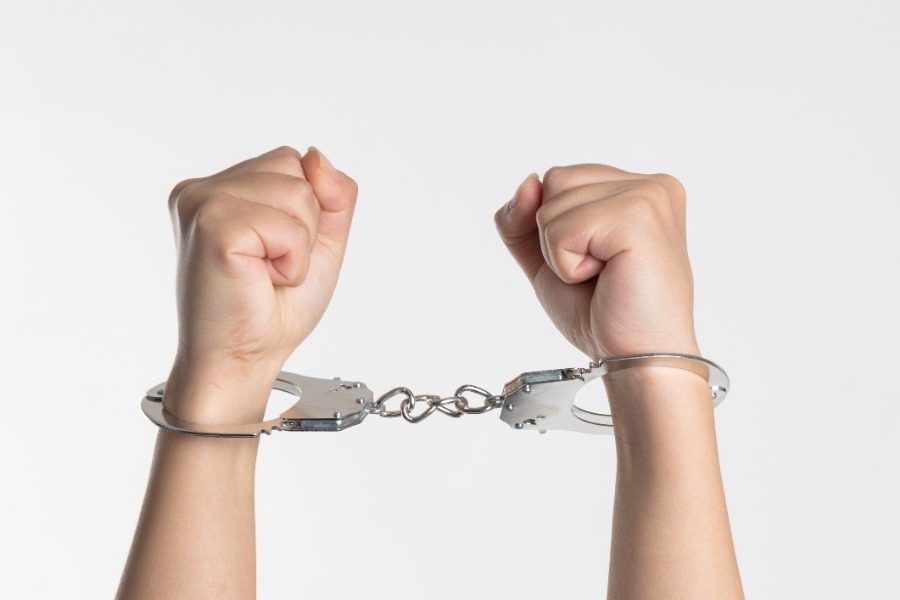 ΒΑ Αττική: Εξάρθρωση συμμορίας που έκλεβε προτομές μνημείων