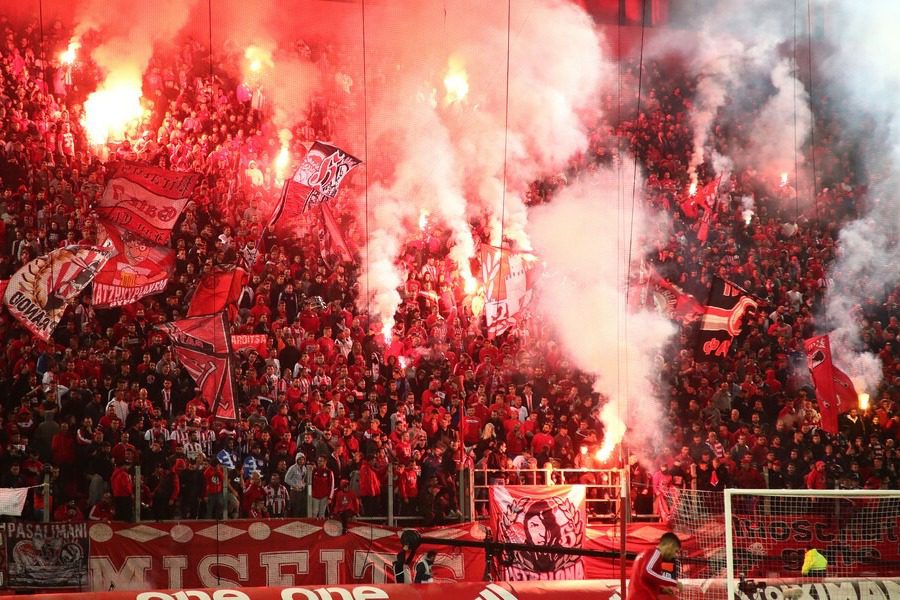 «Θύρα 7» προς την Κυβέρνηση: «Είστε και επίσημα εχθροί του Ολυμπιακού, ραντεβού στις κάλπες»