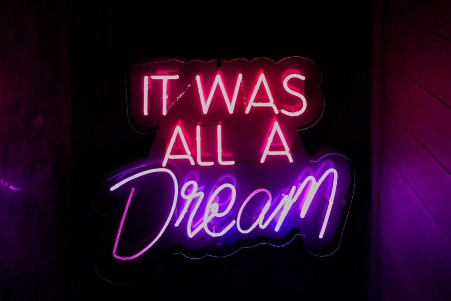 Τι σημαίνει το να βλέπεις συνέχεια στον ύπνο σου ότι πεθαίνεις