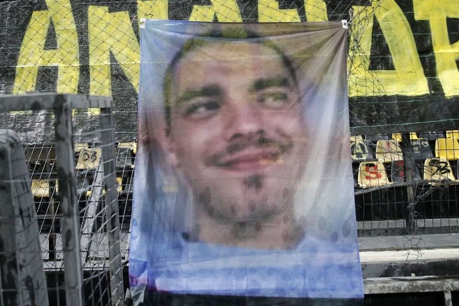 Σύσκεψη στο Μαξίμου για την οπαδική βία: Ποια μέτρα εξετάζονται