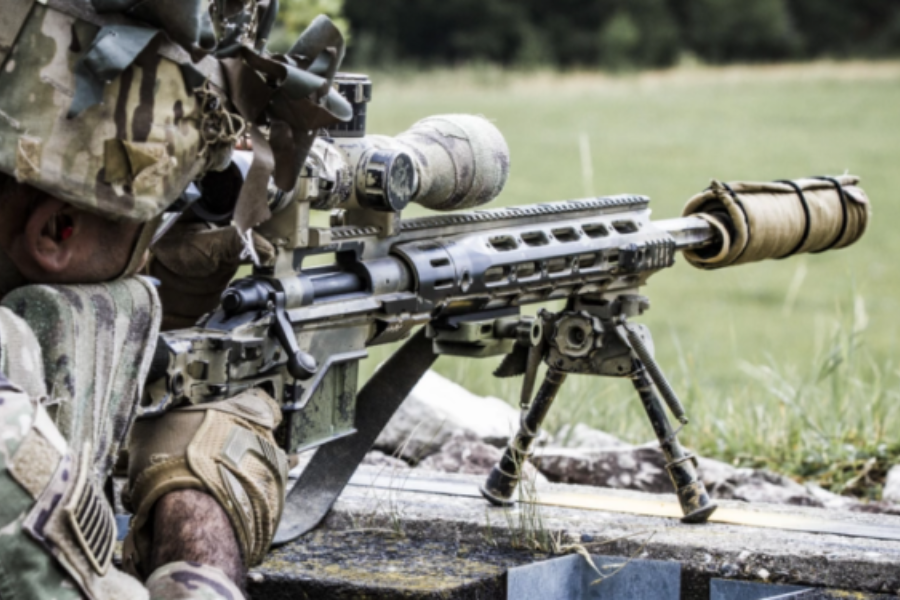 O Καναδός sniper προειδοποιεί τους Ρώσους: «Δεν θα ξέρουν από πού θα τους χτυπάω αν μπουν στο Κίεβο»