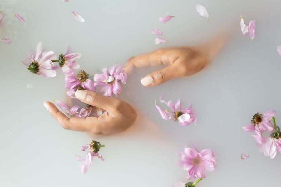 Ιδέες για να κάνεις το γαλλικό μανικιούρ αλλιώς