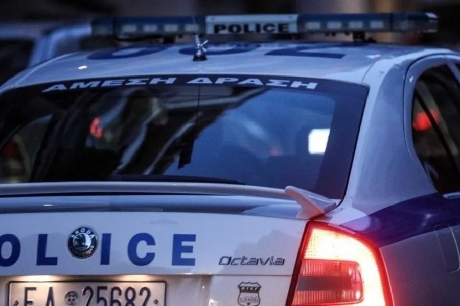 Καματερό: Αυνανίστηκε στο τζάμι αυτοκινήτου μιας 48χρονης 