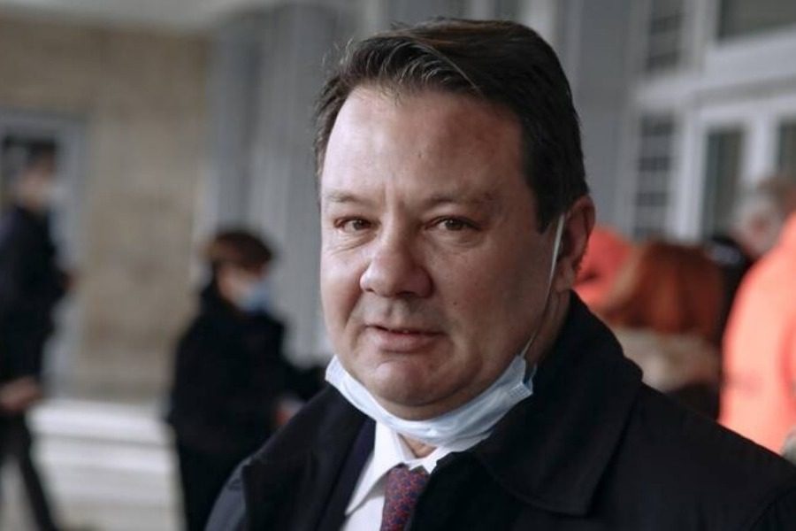 Πληροφορίες ότι ο Απόστολος Λύτρας εγκαταλείπει την υπεράσπιση της Ρούλας Πισπιρίγκου