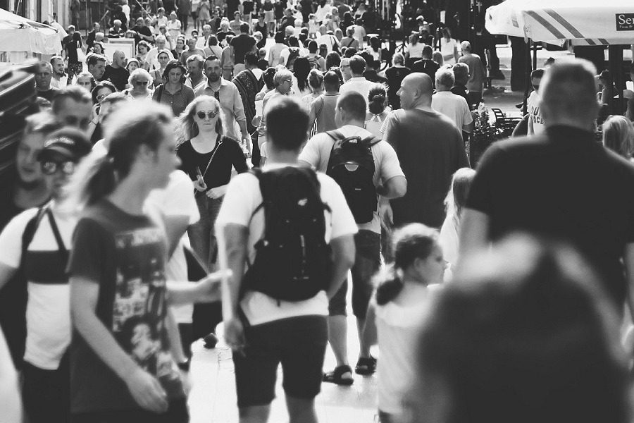 Έρευνα: Σε ποιες περιοχές της Ελλάδας μειώνεται ο πληθυσμός