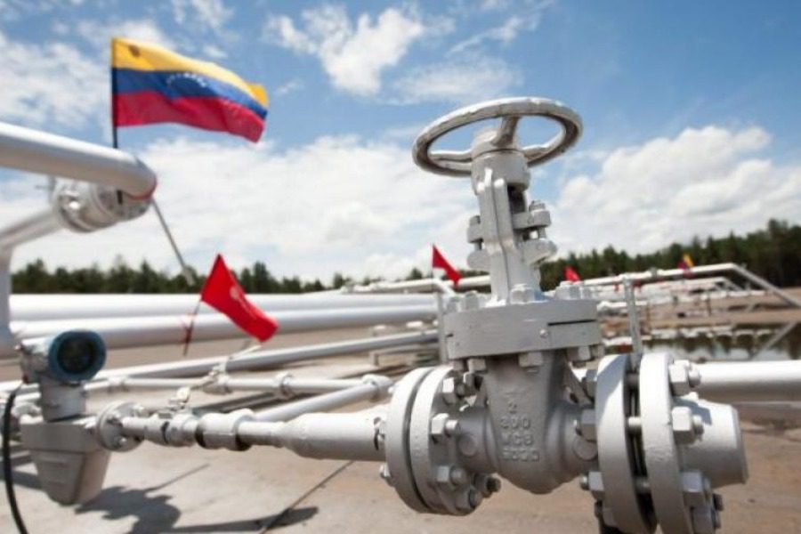 Ναι» ΗΠΑ για μεταφορά πετρελαίου από τη Βενεζουέλα στην Ευρώπη υπό έναν όρο