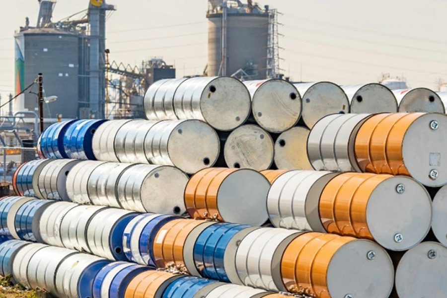 Πετρέλαιο: Η ΕΕ ενέκρινε το πλαφόν στα 60 δολάρια ανά βαρέλι ‑ Σφίγγει ο κλοιός για τη Μόσχα