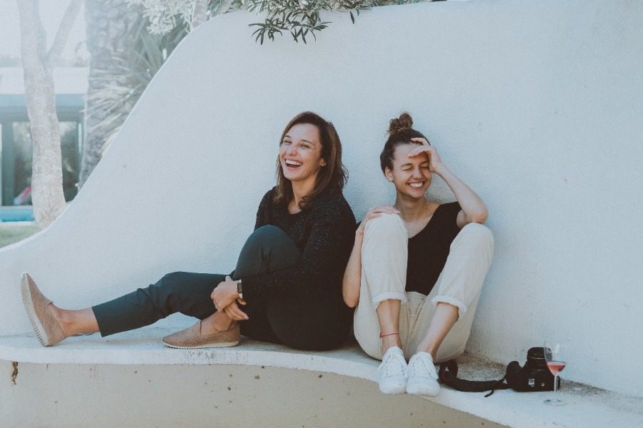 Aυτή η έρευνα αποδεικνύει πως δεν πρέπει να ακούς (πάντα) τoυς φίλους σου