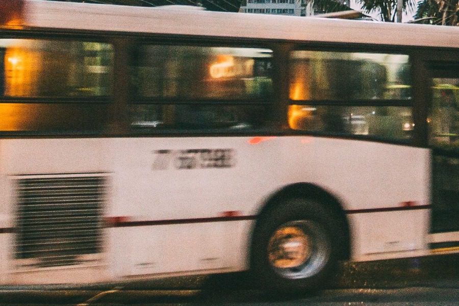 Αιτωλοακαρνανία: 60χρονος τσακώθηκε με οδηγό του ΚΤΕΛ και… έβγαλε καραμπίνα