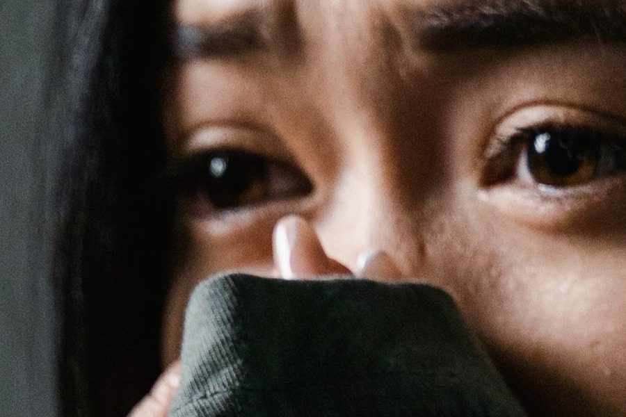 Σέριφος: Καταγγελία βιασμού 23χρονης από Πακιστανούς σε ερημική παραλία του νησιού