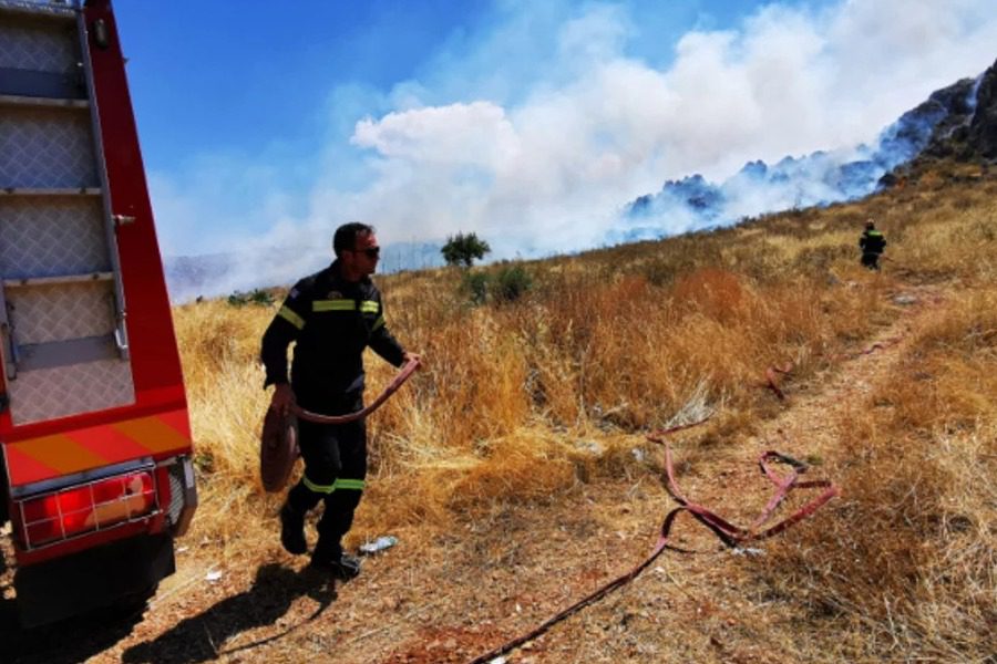 Φωτιά στον Κάλαμο Αττική 