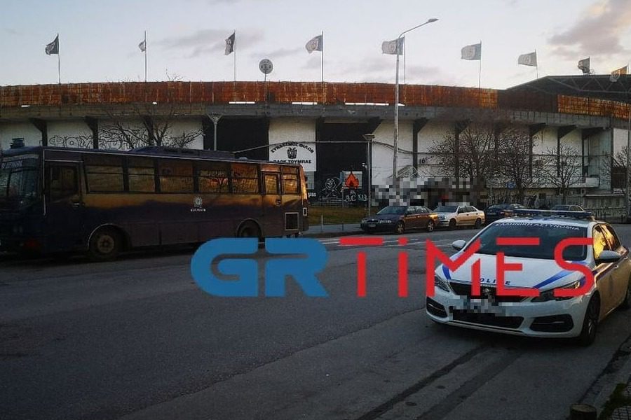 Έφοδος της ΕΛ.ΑΣ και στο γήπεδο της Τούμπας