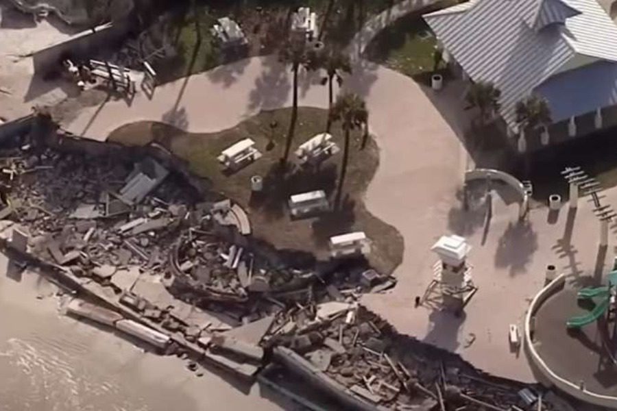 Μυστηριώδες αντικείμενο αναδύθηκε σε παραλία της Φλόριντα