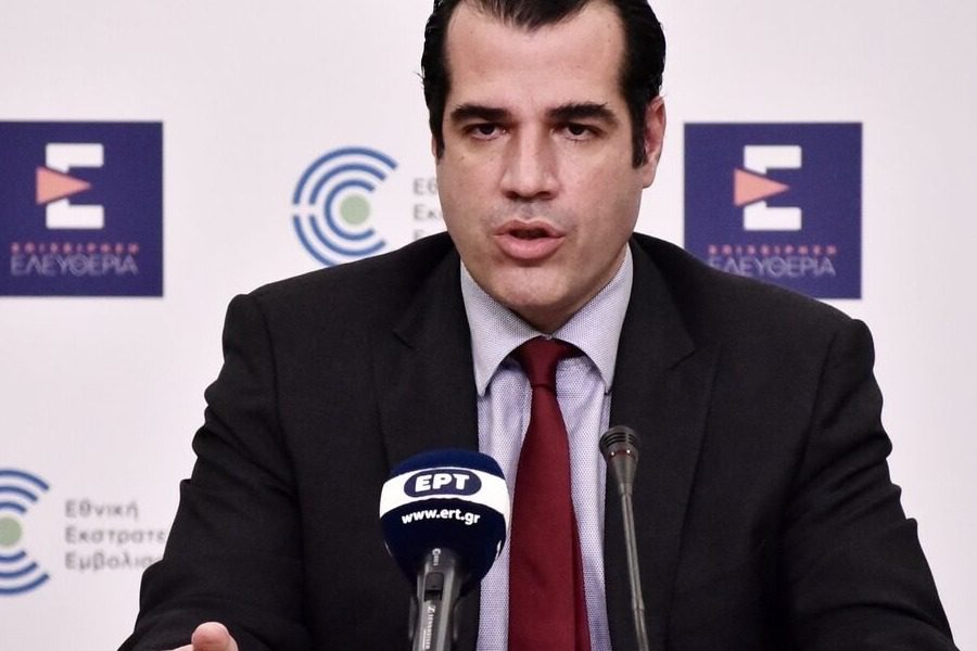 Πλεύρης: Τέλος η μάσκα στους εσωτερικούς χώρους από 1η Ιουνίου