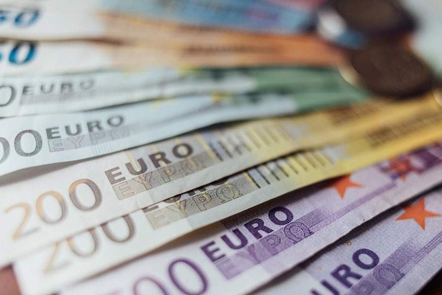 Έκτακτη επιχορήγηση έως 18.000 ευρώ για πληττόμενες επιχειρήσεις από πανδημία και φυσικές καταστροφές