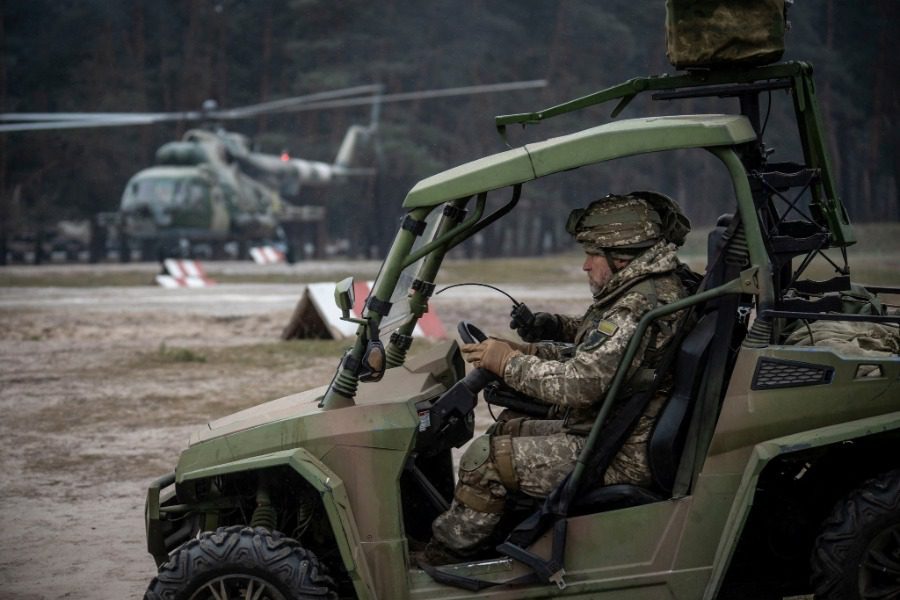 Ουκρανία σε πολίτες της: Εγκαταλείψτε την Ρωσία