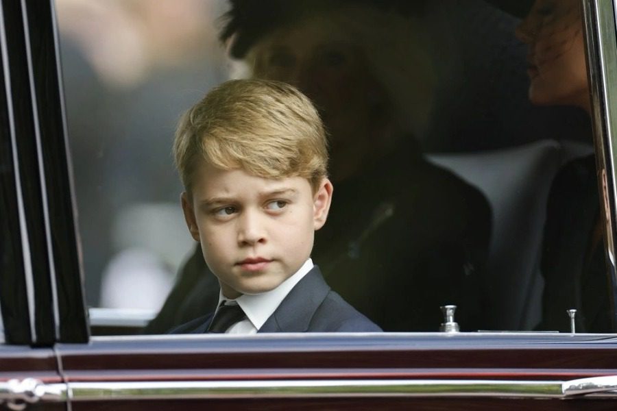 Πρίγκιπας Τζορτζ: «Ο μπαμπάς μου θα γίνει βασιλιάς, οπότε να προσέχετε»