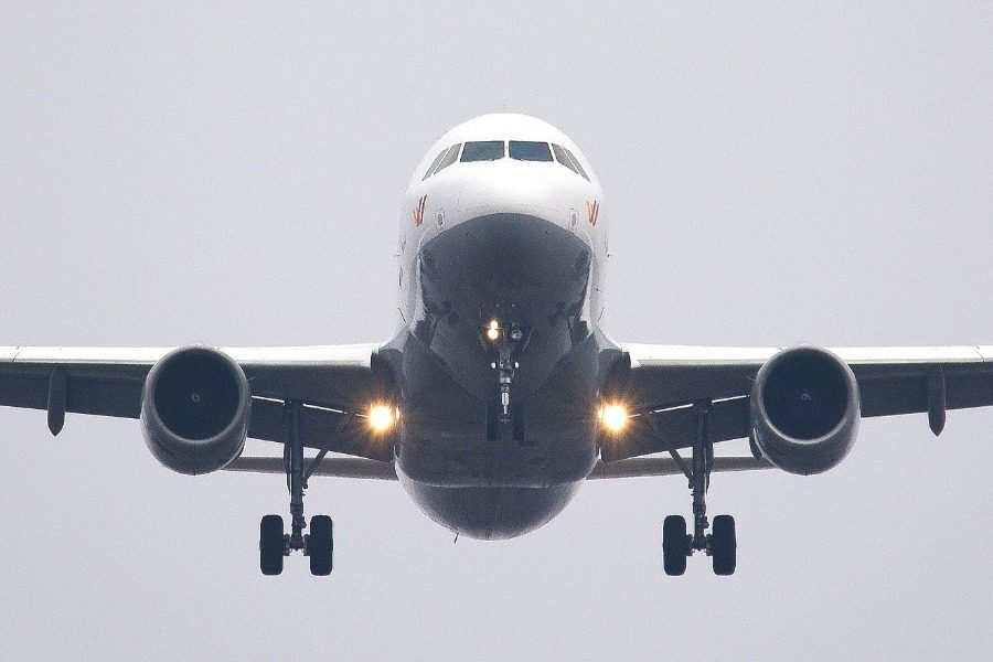 Πανικός σε πτήση στα Χανιά: Γυναίκα πέθανε μέσα στο αεροπλάνο