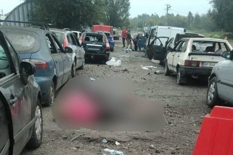 Αιματοκύλισμα στη Ζαπορίζια μετά από πυραυλική επίθεση σε αυτοκινητοπομπή αμάχων