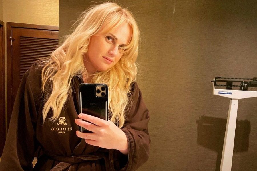 Respect! H Rebel Wilson μας άφησε με το στόμα ανοιχτό με το νέο της σώμα