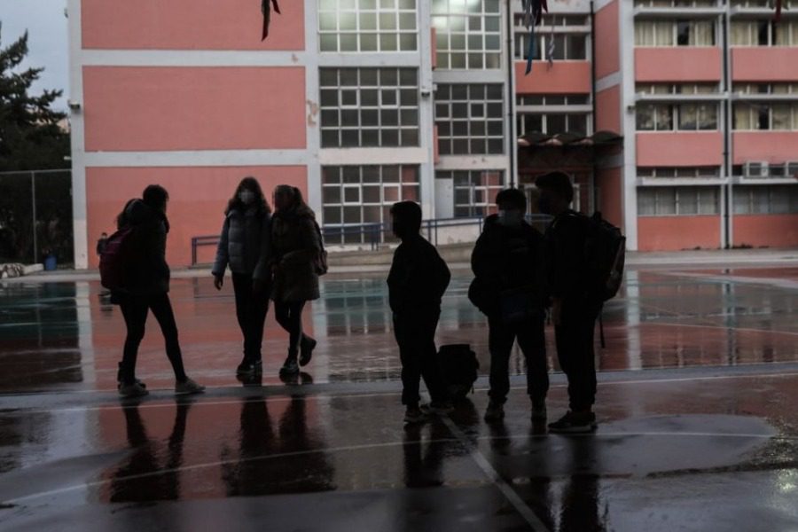Λάρισα: Γονιός… έστειλε στο νοσοκομείο δασκάλους του γιου του