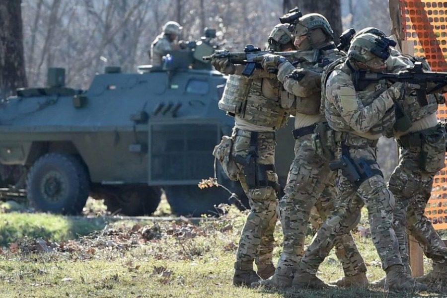 Μπαρούτι τα Βαλκάνια: Ένα βήμα πριν τη σύρραξη Σερβία και Κόσοβο