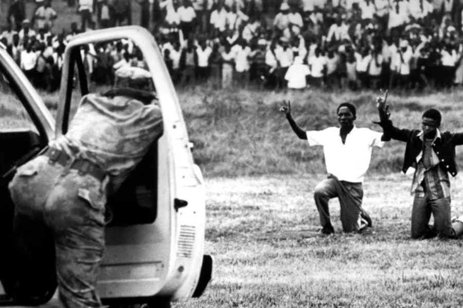 Σαν σήμερα: Η εξέγερση των μαθητών που πνίγηκε στο αίμα