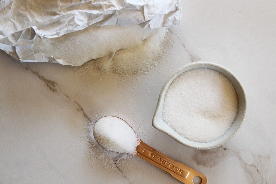 Ποιες είναι οι διαφορές μεταξύ της λευκής και της καστανής ζάχαρης;