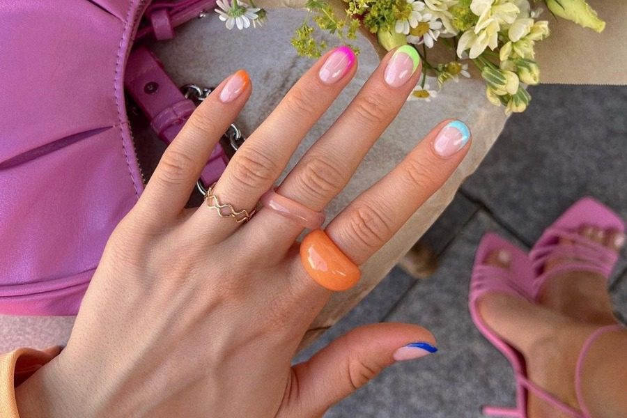 Οι πιο ωραίες ιδέες για διαφορετικό γαλλικό μανικιούρ αυτό το καλοκαίρι