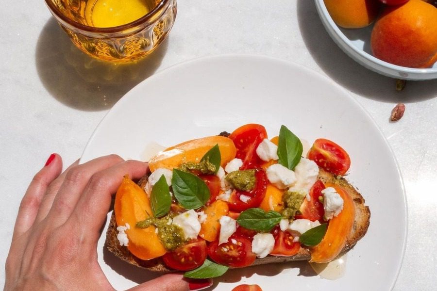 4 Food bloggers μας δίνουν από μία εύκολη συνταγή για να νικήσεις τον καύσωνα