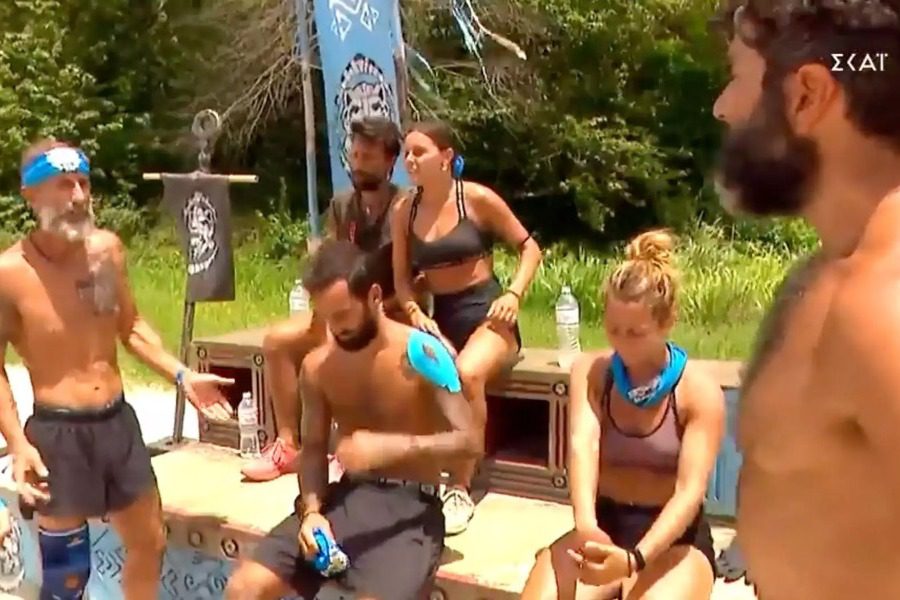 Χαμός στο Survivor με Καραγκούνια και Σοφιάνα Αβραμάκη: Του πέταξε νερό!