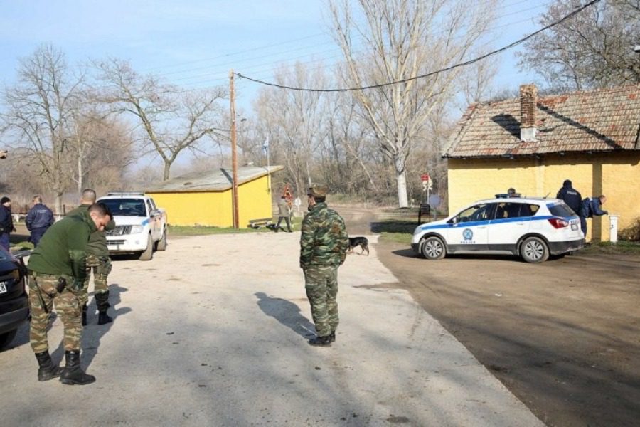 Έβρος: Συναγερμός για 300 παράνομους μετανάστες που εντοπίστηκαν σε νησίδα