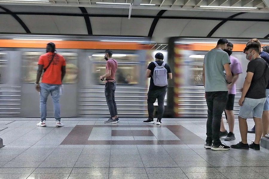 Χωρίς μετρό, Ηλεκτρικό, τραμ, λεωφορεία, τρόλεϊ