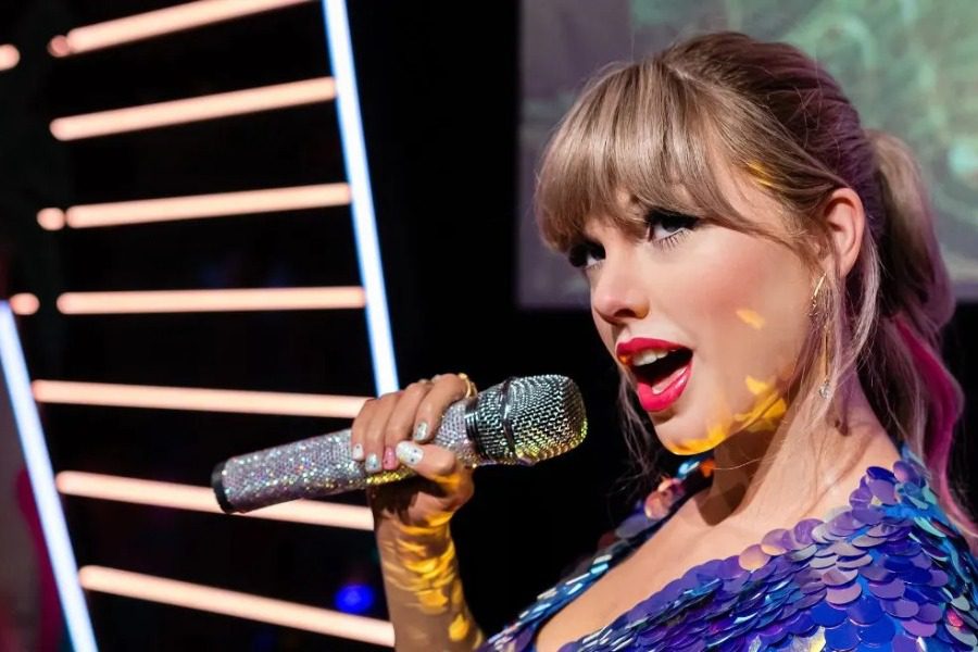 Τέιλορ Σουίφτ: Η τραγουδίστρια «σάρωσε» στα MTV 2022