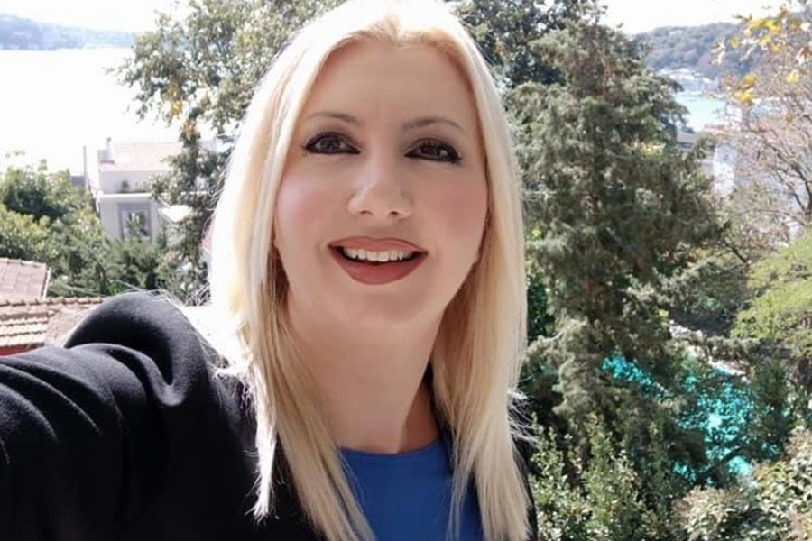 «Έχασε πολύ αίμα στην έκρηξη, ζει από θαύμα», λέει η μητέρα της Ελληνίδας που τραυματίστηκε στην Κωνσταντινούπολη