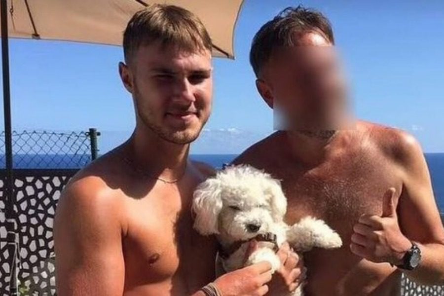 Γιατί σιωπούν οι φίλοι του 22χρονου Βρετανού που έχασε τη ζωή του στα Σπάτα 