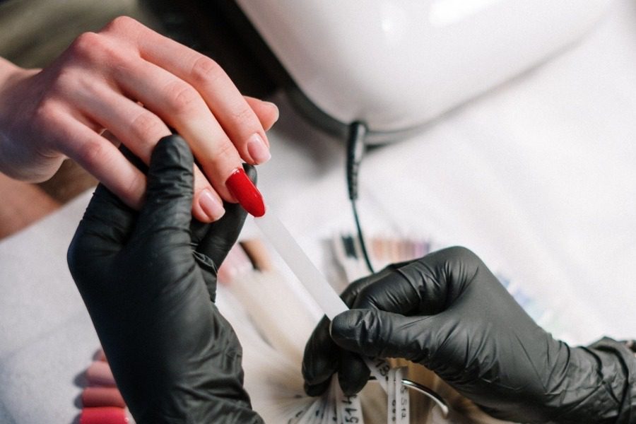 Η συνήθεια που θα έπρεπε να έχουμε όταν κάνουμε ημιμόνιμο