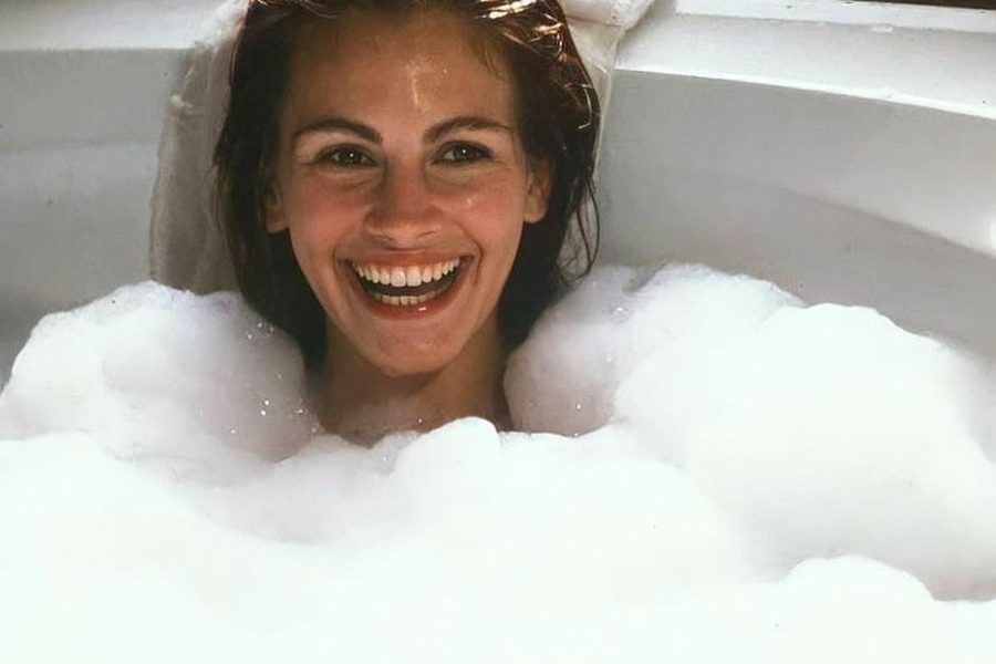 Valentine`s Day: 4 self care tips για να περάσεις τέλεια