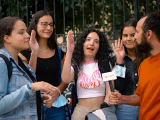 Τι λέει ο κόσμος για την κηδεία Ελισάβετ, τη Meghan Markle και την βασιλεία στην Ελλάδα