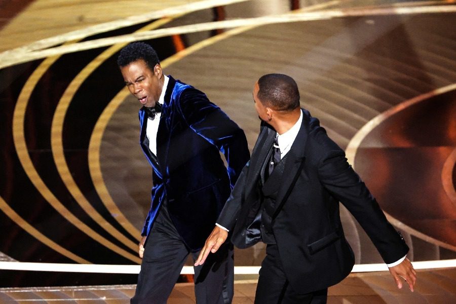 Chris Rock: «Έκανε μέρος» της παράστασής του το χαστούκι του Will Smith