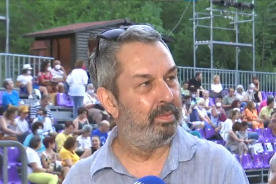 Χρήστος Χατζηπαναγιώτης: Τι εννοείς ποια είναι η γνώμη μου για αυτό;