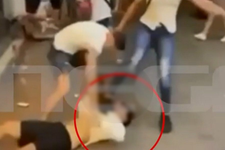 Κρήτη: Βίντεο από το άγριο ξύλο μεταξύ Ολλανδών τουριστών