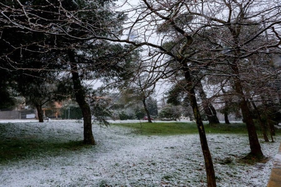 Κακοκαιρία Διομήδης: Δεν αποκλείεται να χιονίσει στα βόρεια προάστια της Αττικής