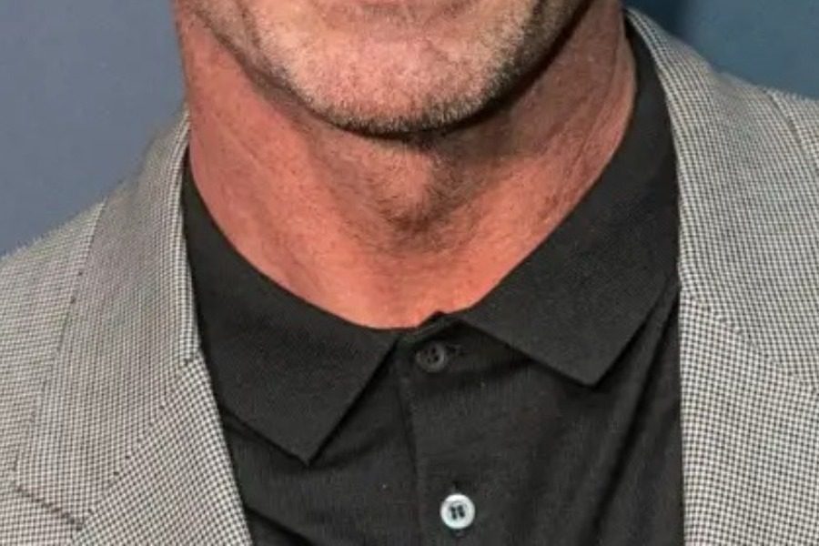 Αυτός ο διάσημος ηθοποιός κάνει ψυχοθεραπεία για να ξεπεράσει την εγκατάλειψη από τη μητέρα του