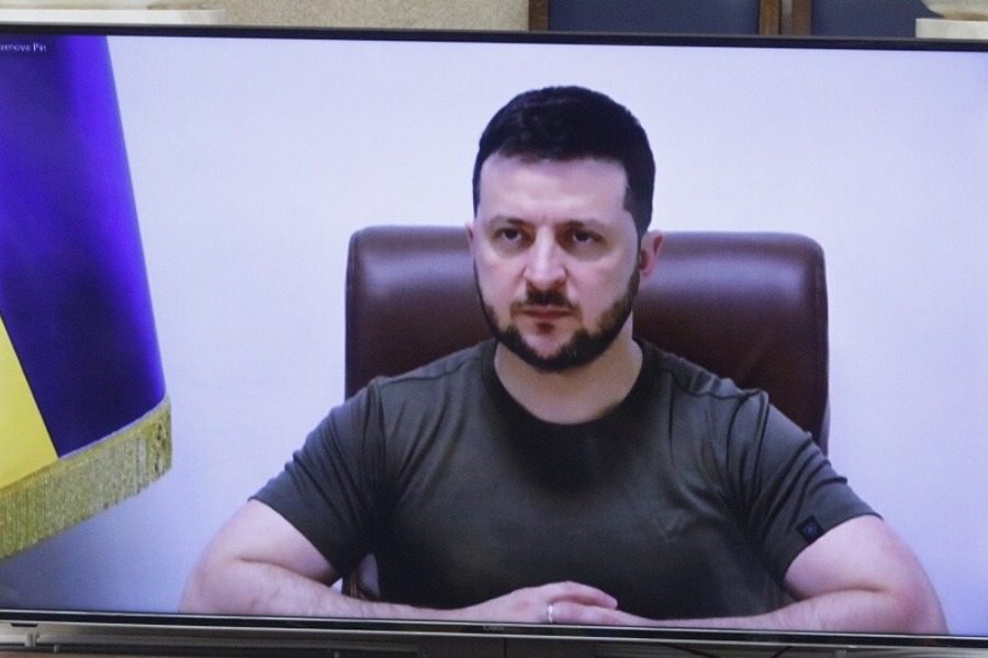 Καταγγελίες Ζελένσκι: Εκατοντάδες οι βιασμοί μικρών παιδιών από τους Ρώσους