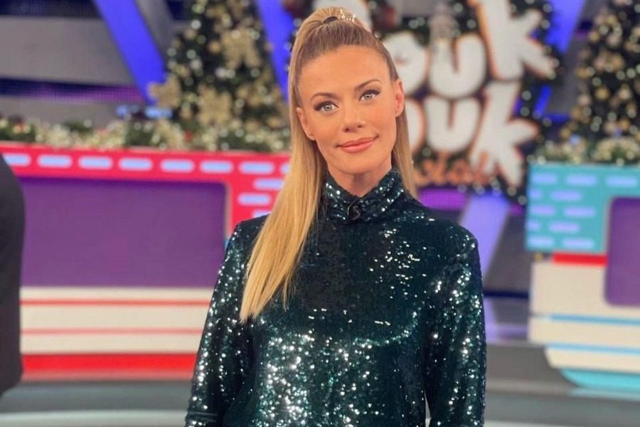 5 χτενίσματα της Ζέτας Μακρυπούλια για να κάνεις στις εξόδους σου