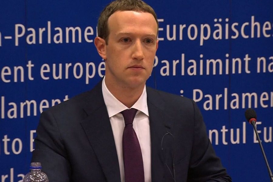 Βόμβα Zuckerberg: Σκέφτεται να κλείσει Facebook και Instagram στην Ευρώπη